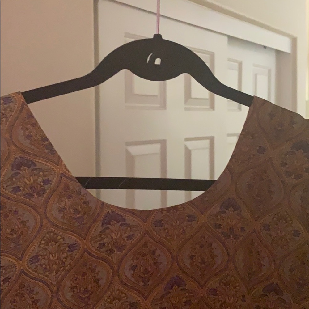 Tunic⭐️ - Picture 3 of 3